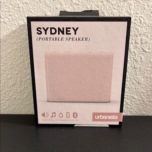 Sydney Portable Speaker - Pink